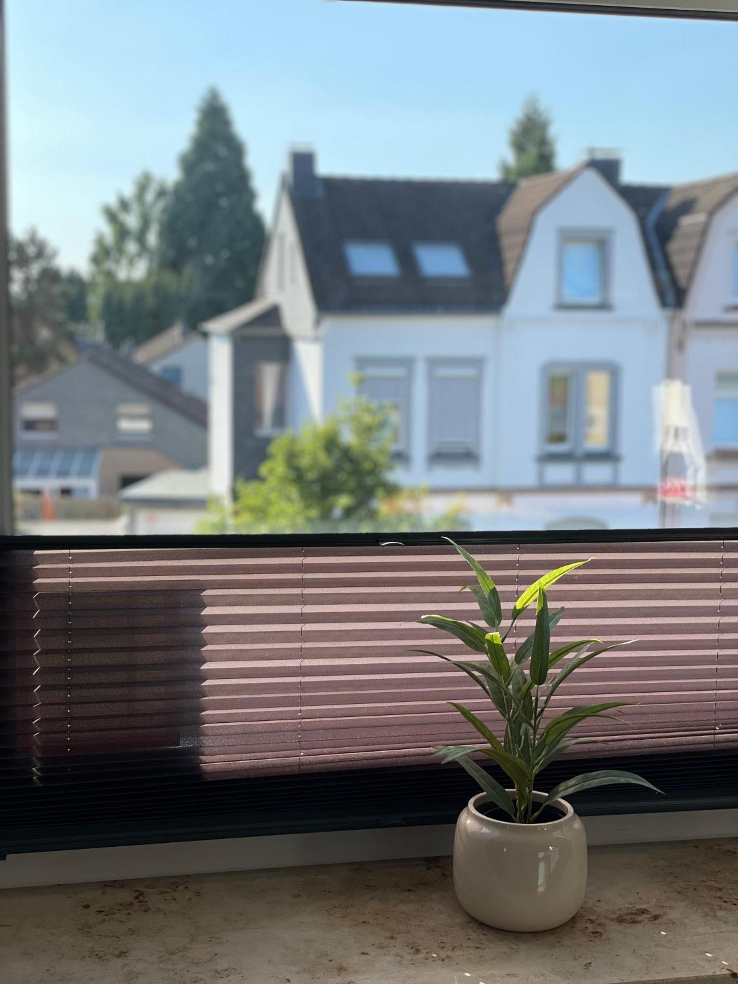 Moderne Wohnung - Renoviert 2024 Solingen Exterior foto